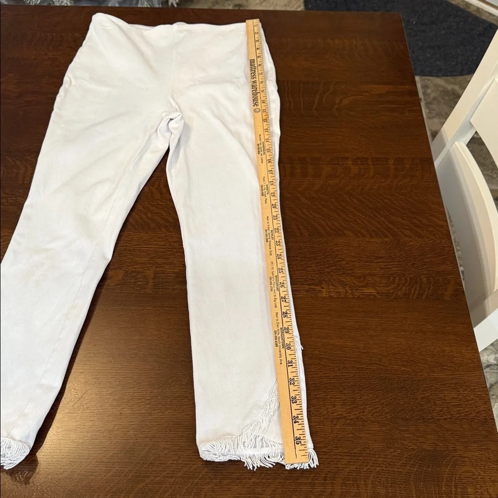 Lysse Fringe Tulip Hem Denim White Pants Size Large